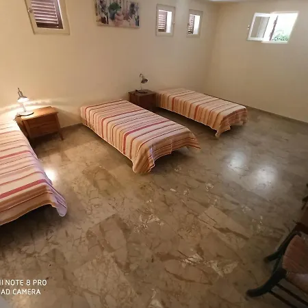 Artemis Holiday home