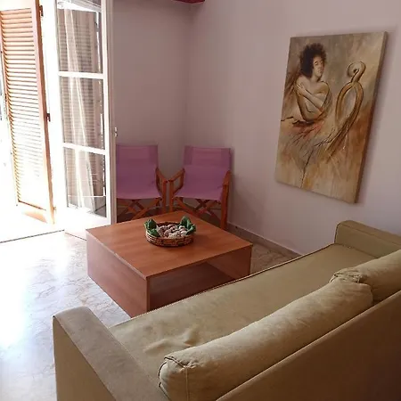 Holiday home Artemis *